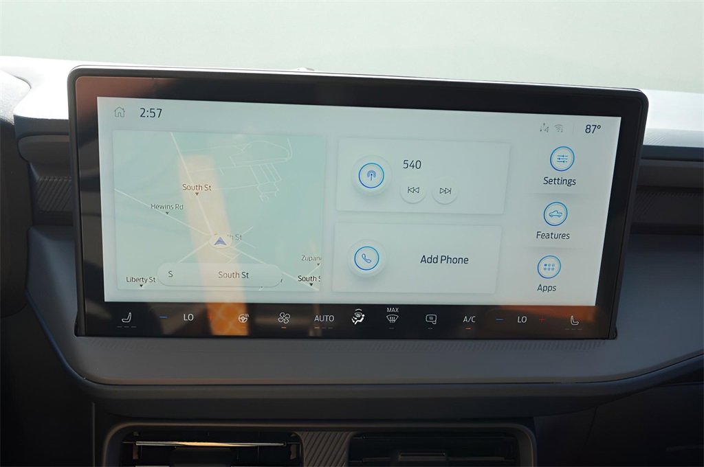 New 2025 Ford Maverick Lariat image 14