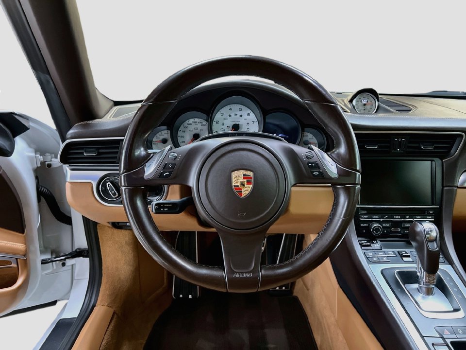Used 2015 Porsche 911 Targa 4S AWD/4WD image 12