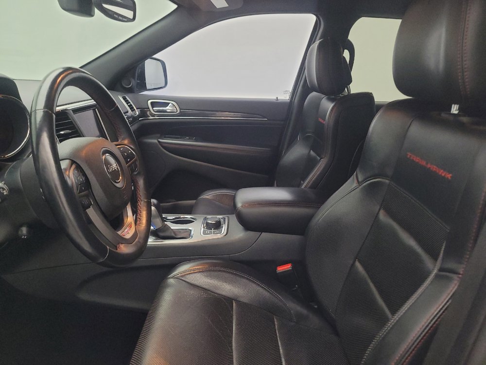 Used 2018 Jeep Grand Cherokee Trailhawk w/ Trailhawk Luxury Group AWD/4WD image 17