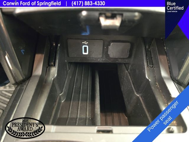 Used 2019 Ford Explorer XLT w/ Equipment Group 202A AWD/4WD image 28