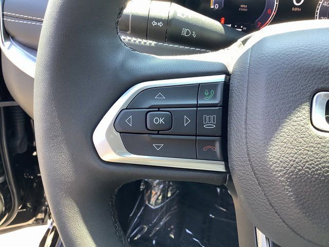 Used 2023 Jeep Compass High Altitude w/ Driver Assist Group I image 13