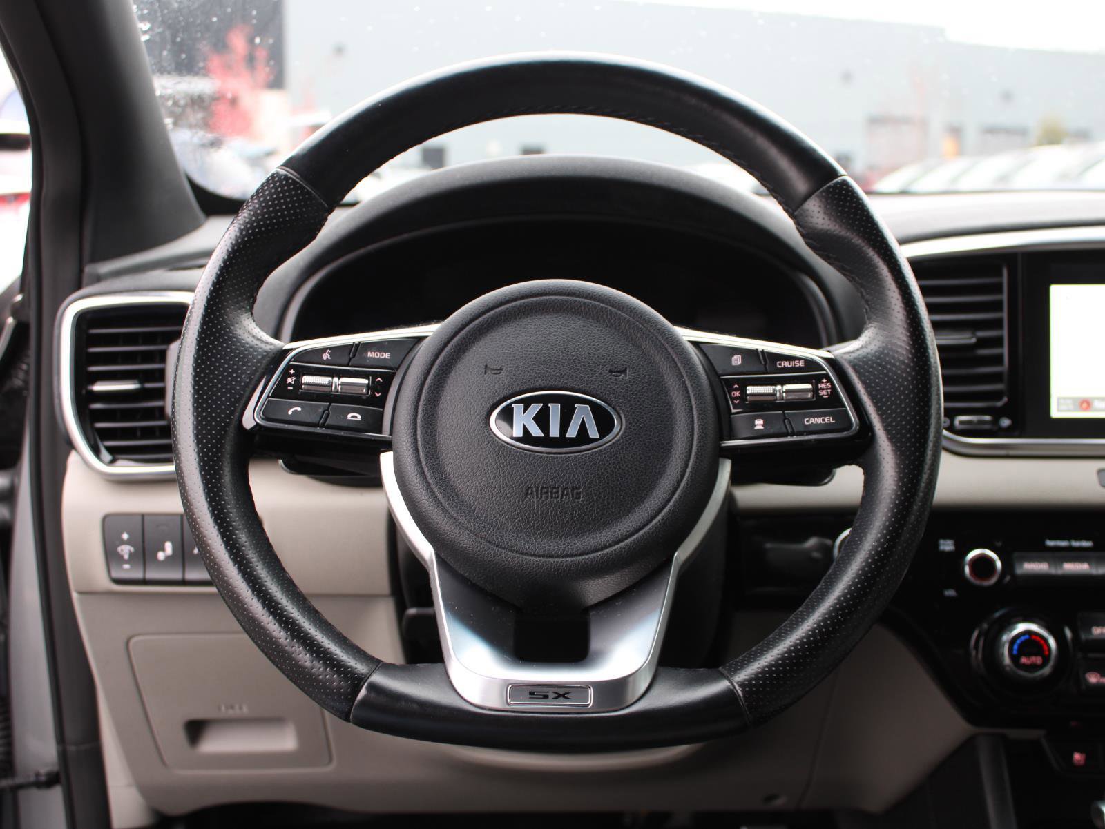 Used 2022 Kia Sportage SX image 10