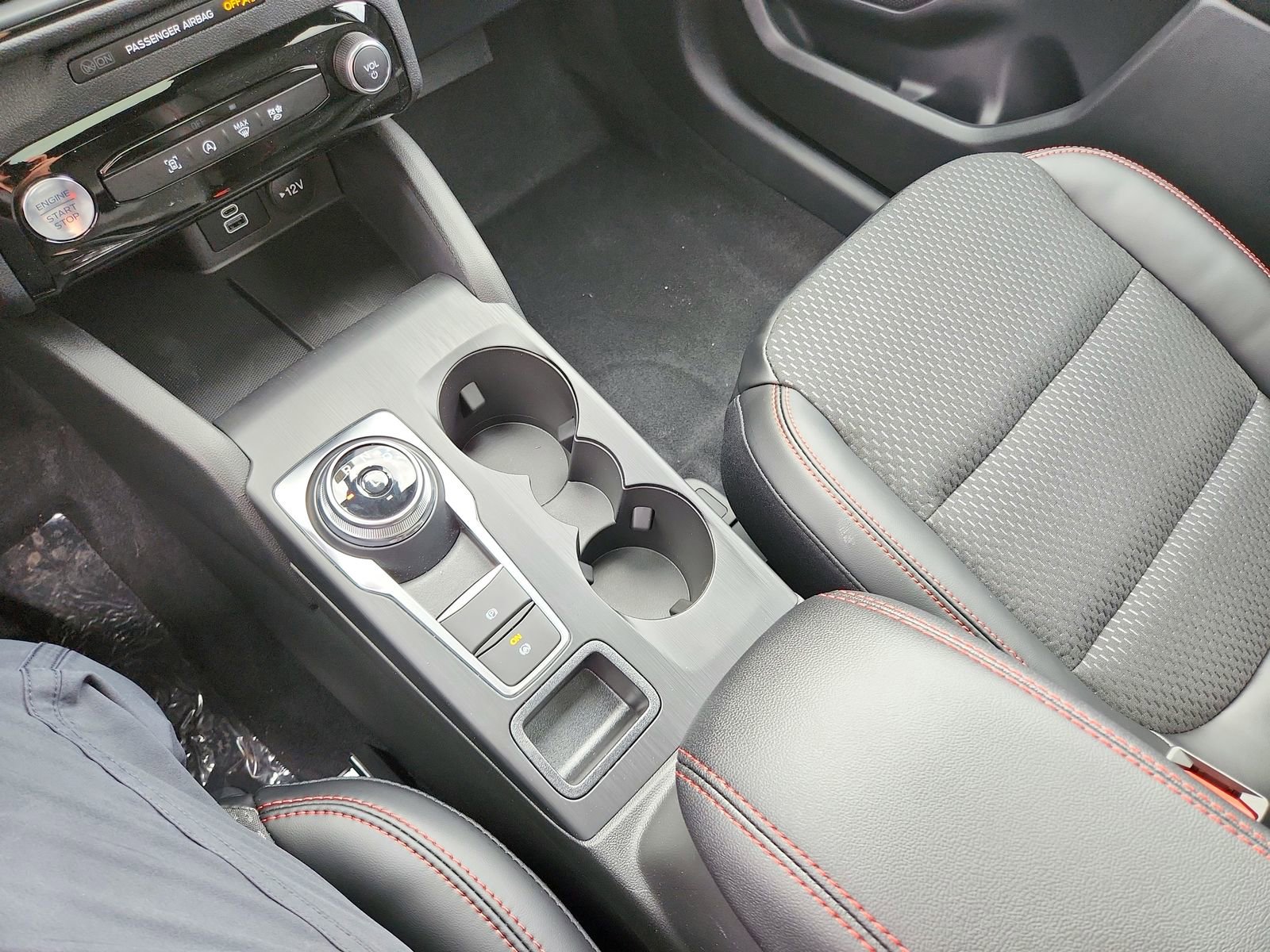 New 2026 Ford Escape ST-Line Select w/ Equipment Group 401A image 17