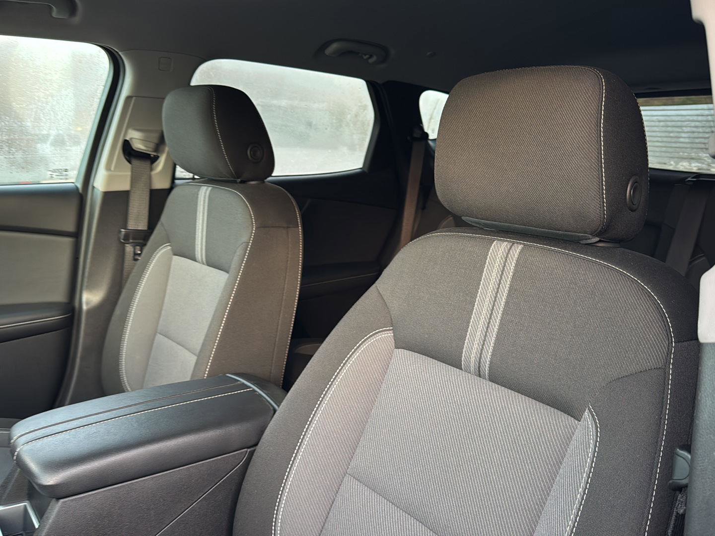Used 2025 Chevrolet Blazer LT FWD image 26