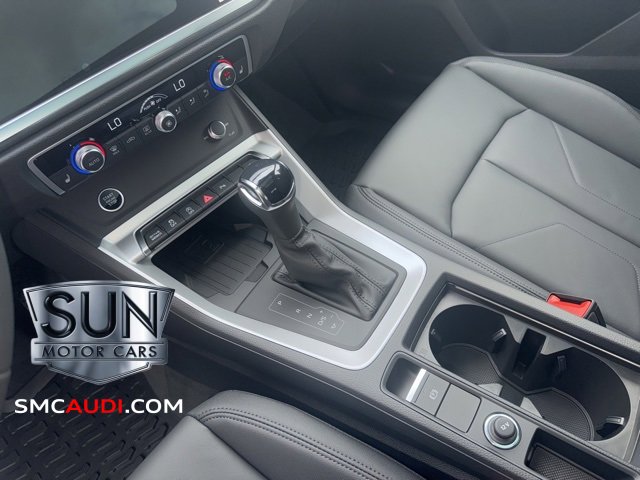 New 2025 Audi Q3 2.0T Premium image 31