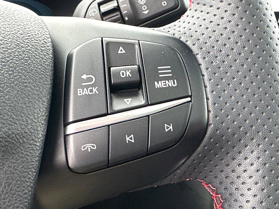 Used 2023 Ford Escape ST-Line Elite w/ Premium Technology Package image 17