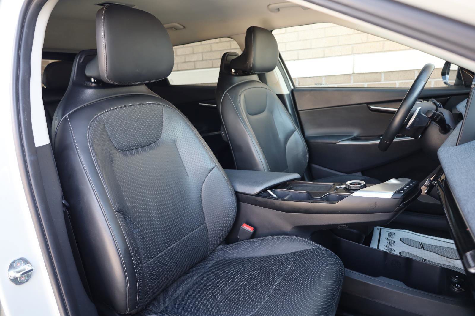 Used 2023 Kia EV6 Wind w/ Wind Technology Package AWD/4WD image 28