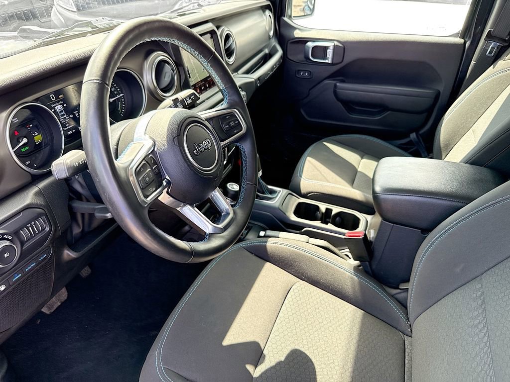 Used 2022 Jeep Wrangler Unlimited Rubicon 4xe w/ Cold Weather Group image 25