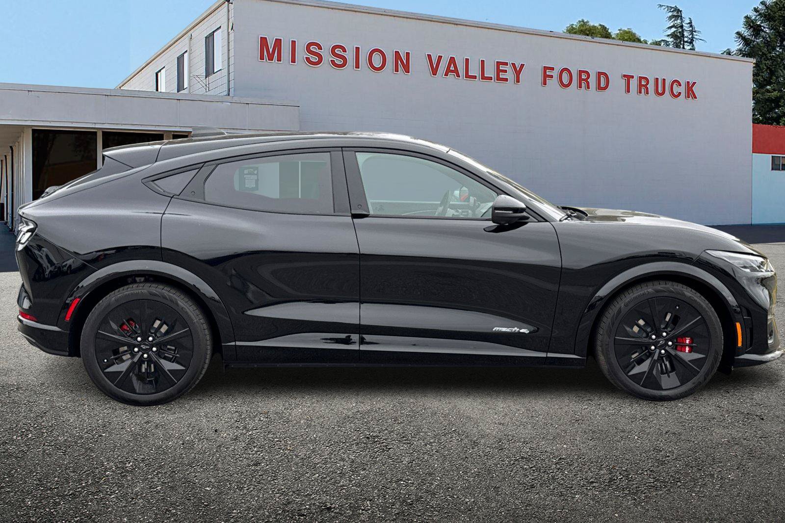 New 2025 Ford Mustang Mach-E GT AWD/4WD image 3
