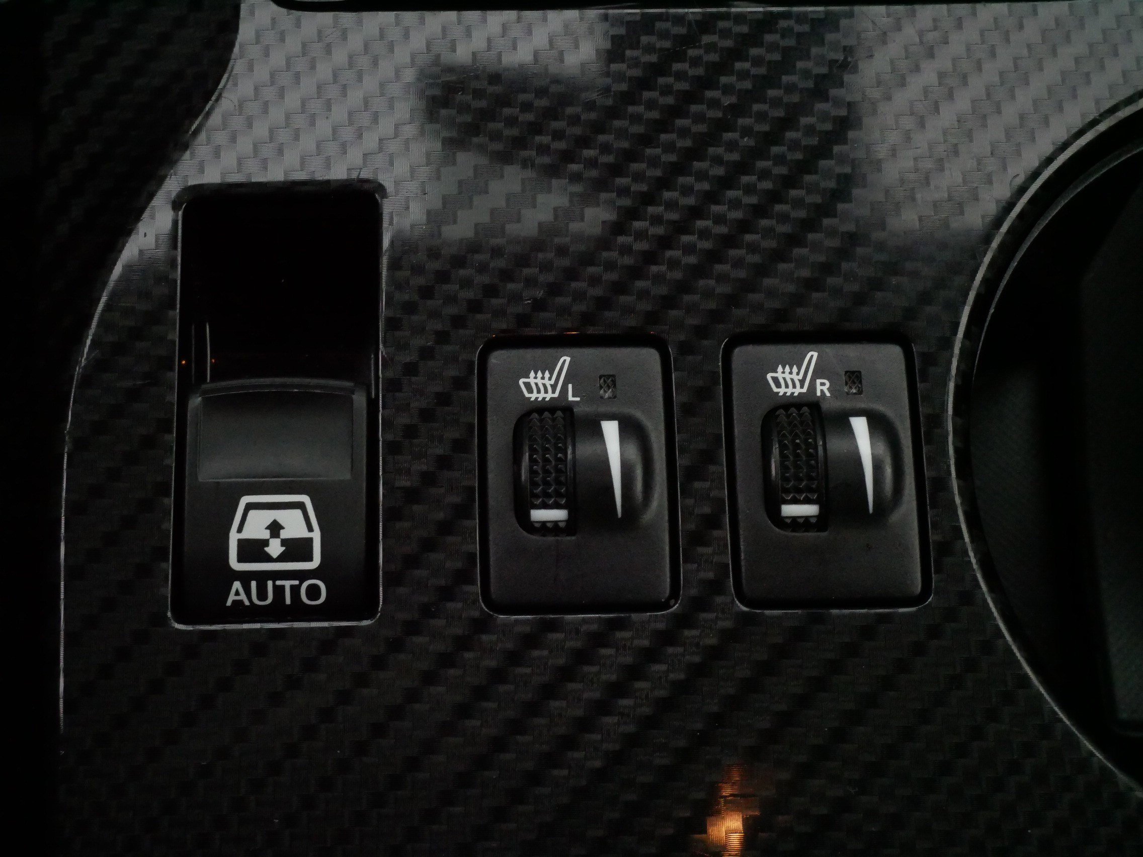 Used 2024 Toyota 4Runner TRD Off-Road Premium image 28