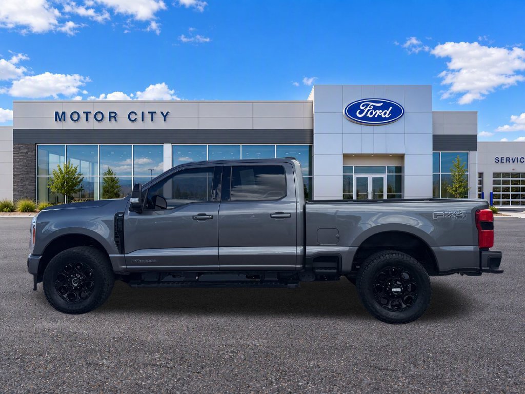 Certified 2023 Ford F250 XLT w/ Black Appearance Package AWD/4WD image 5