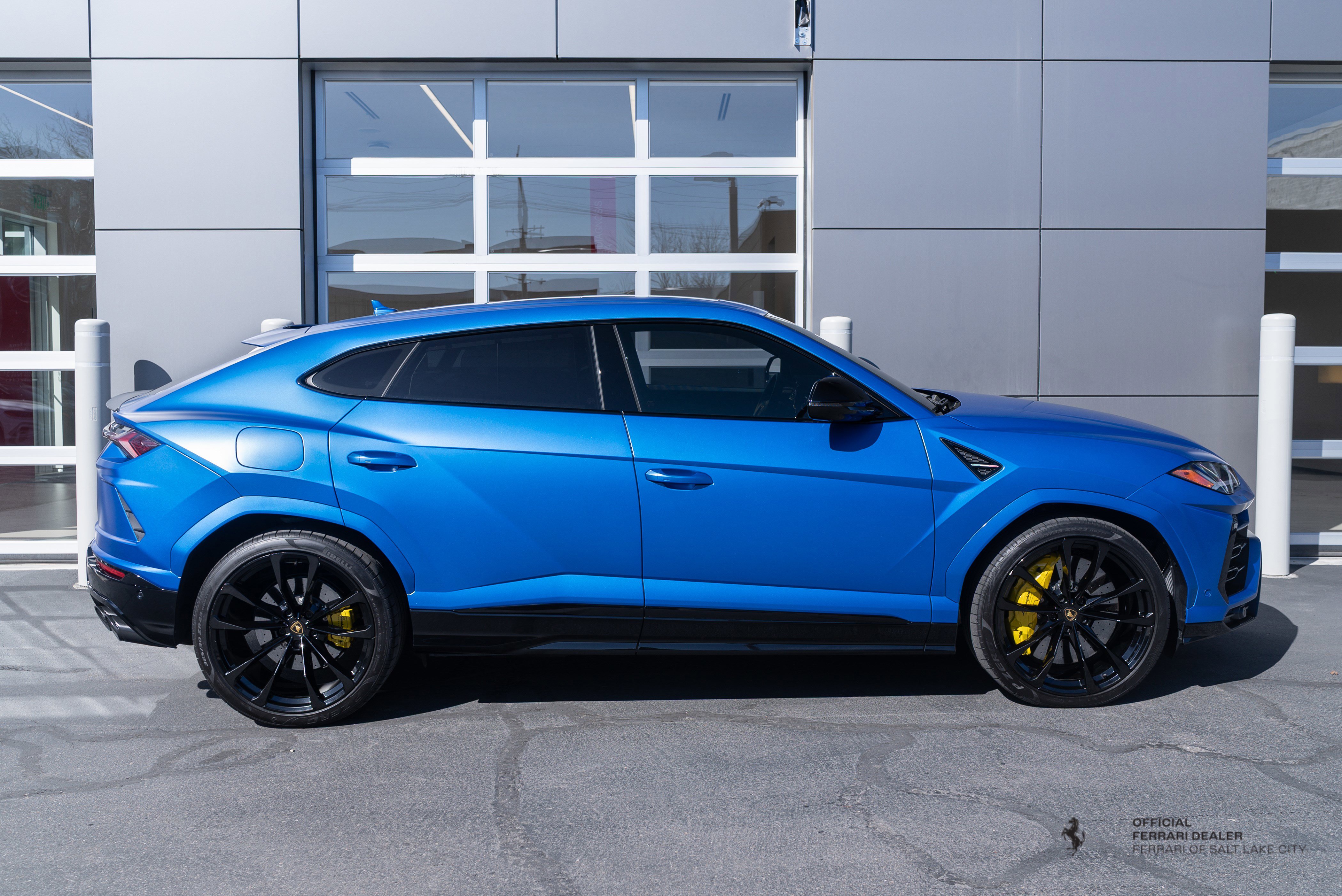 Used 2022 Lamborghini Urus image 10