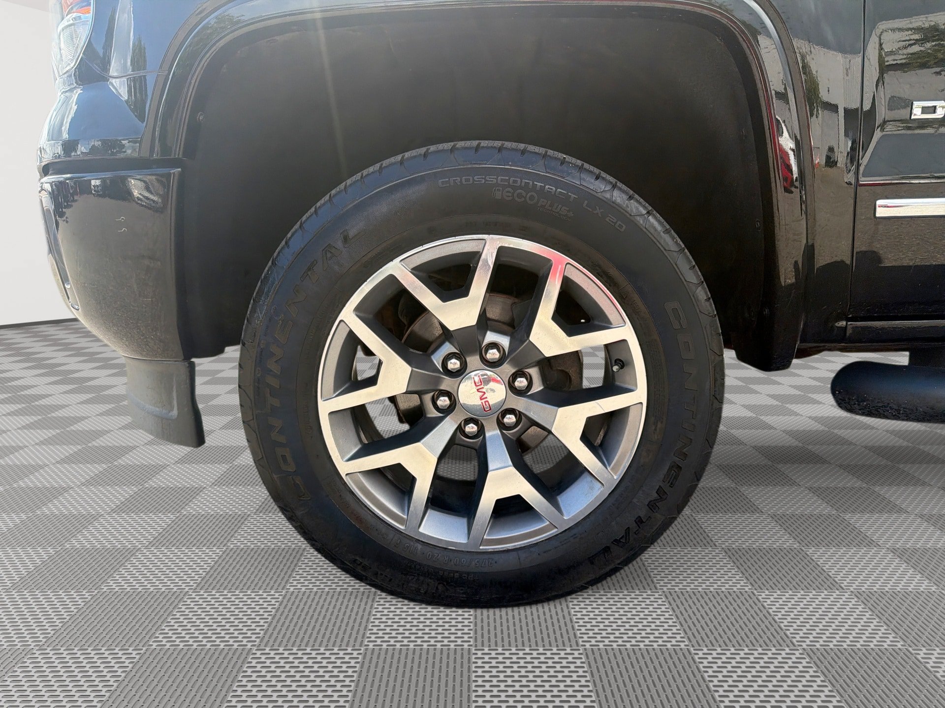 Used 2015 GMC Sierra 1500 Denali AWD/4WD image 19