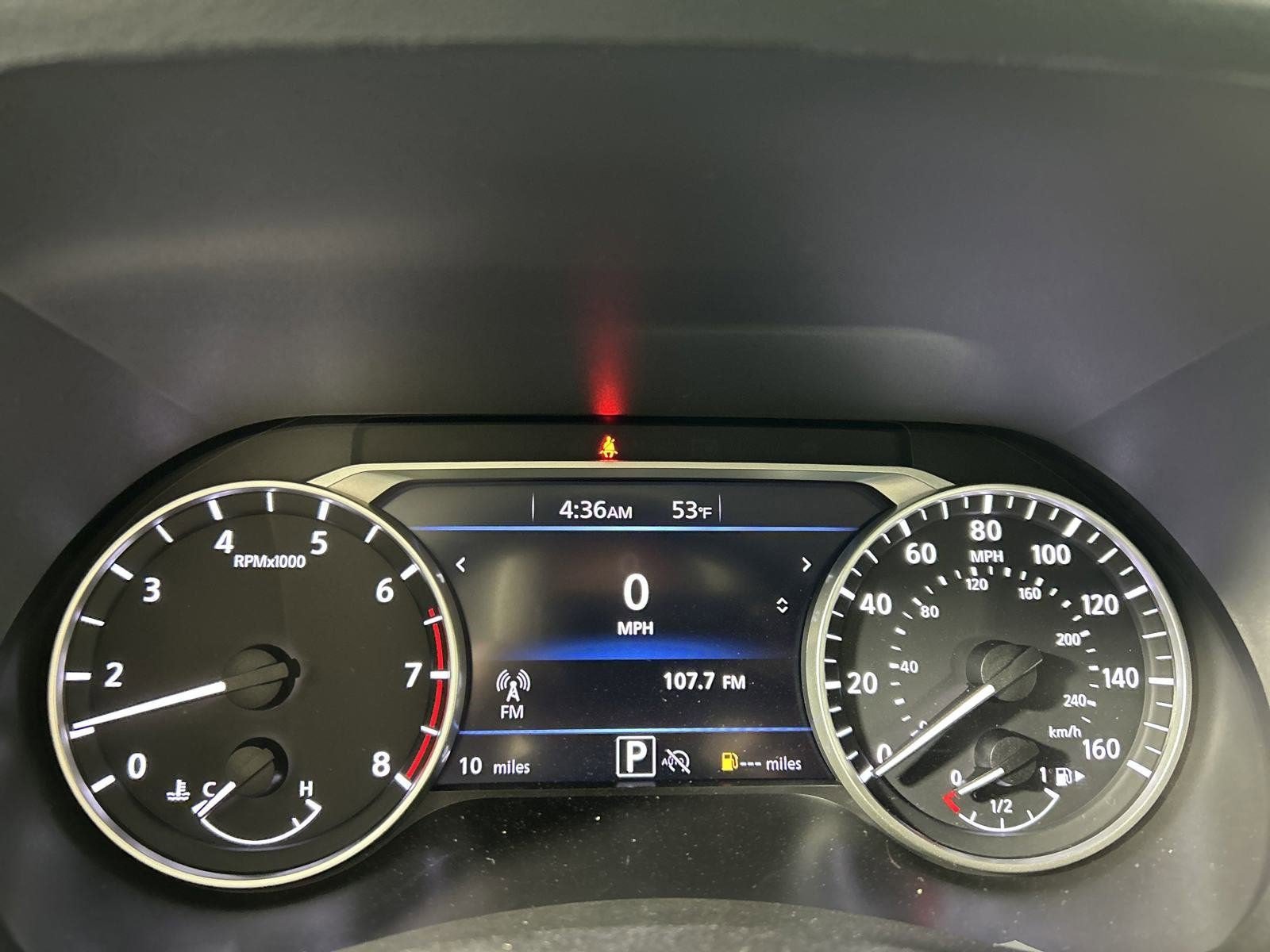 New 2025 Nissan Sentra SR FWD image 26