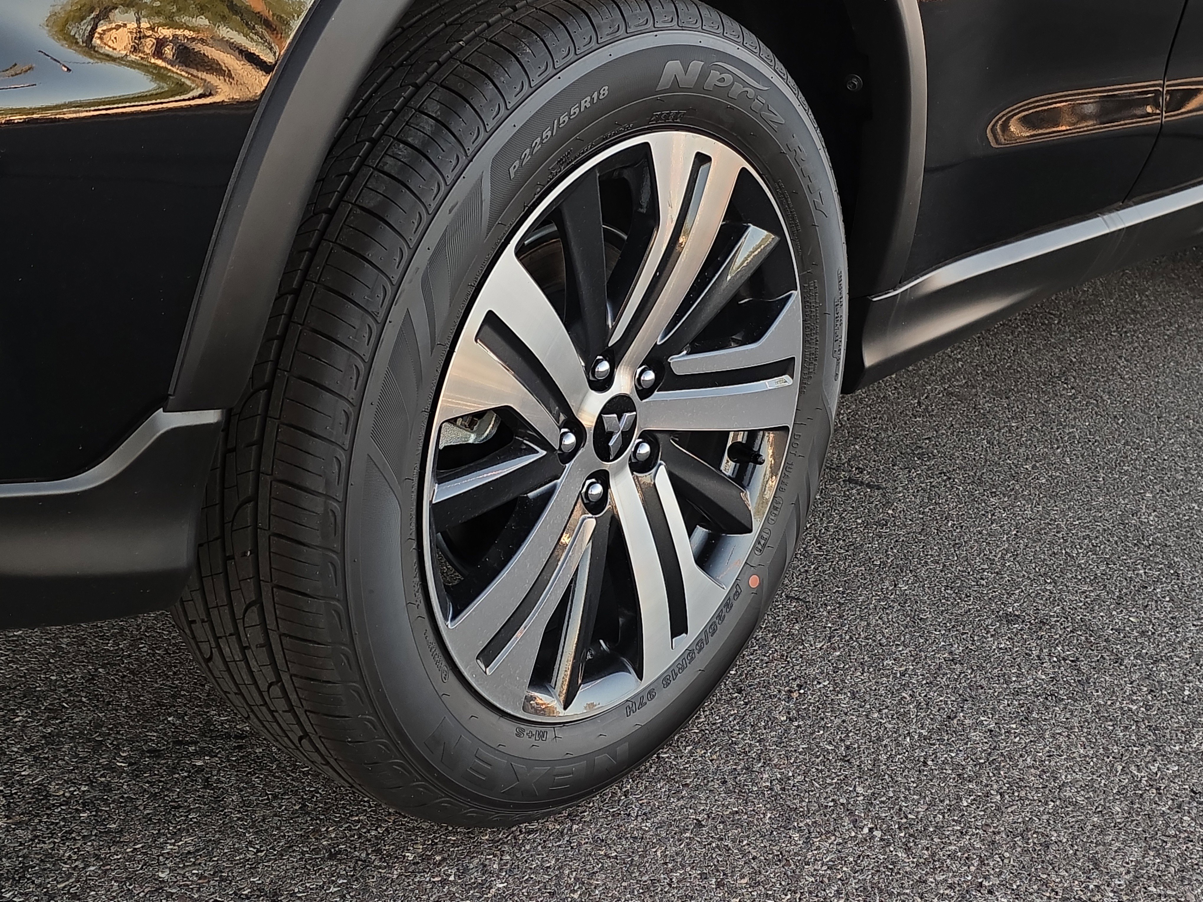 New 2025 Mitsubishi Outlander Sport SE image 7