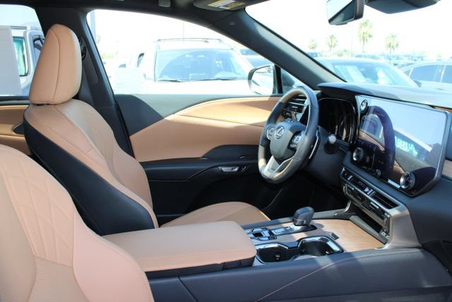 Certified 2024 Lexus RX 350 Premium w/ Convenience Package FWD image 5