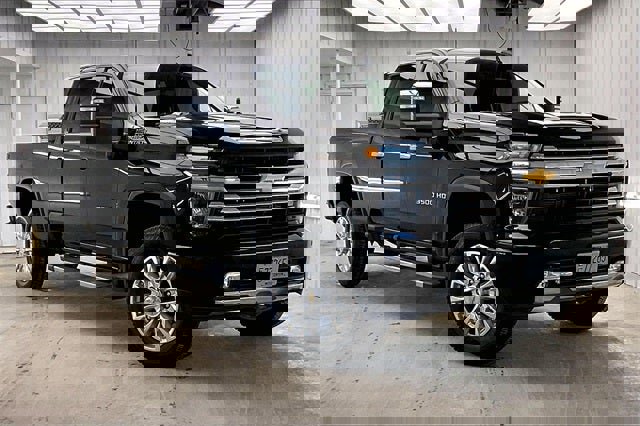 Used 2022 Chevrolet Silverado 3500 High Country image 36