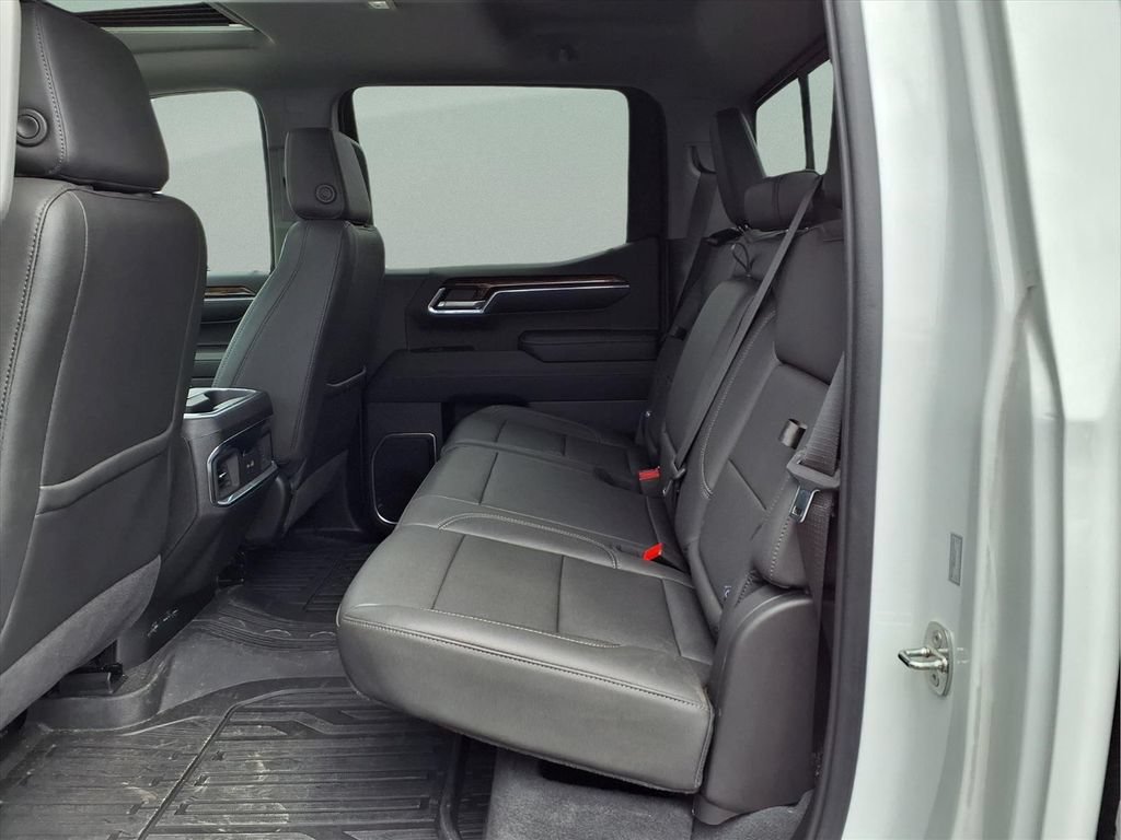 Certified 2024 GMC Sierra 1500 Elevation w/ Elevation Premium Package AWD/4WD image 17