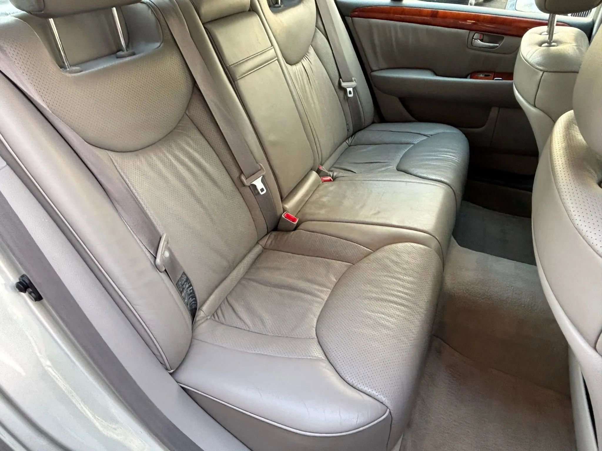 Used 2003 Lexus LS 430 image 23