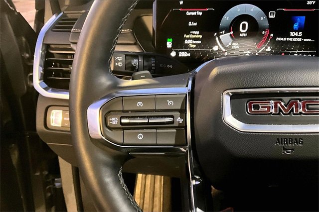 Used 2025 GMC Acadia Elevation image 11