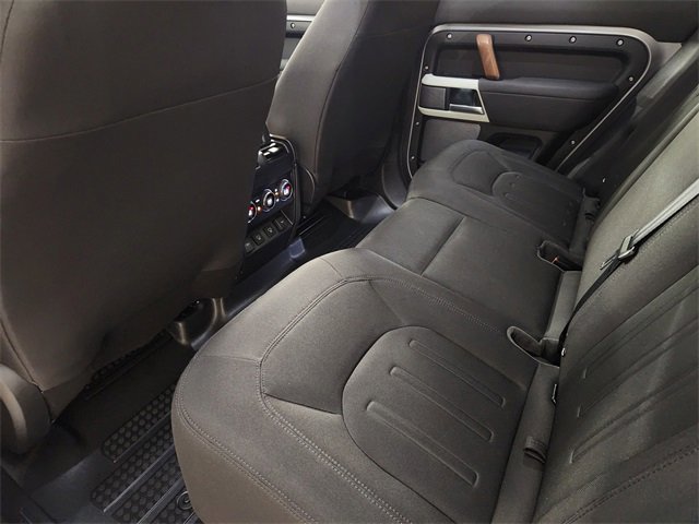 Used 2021 Land Rover Defender 110 image 29