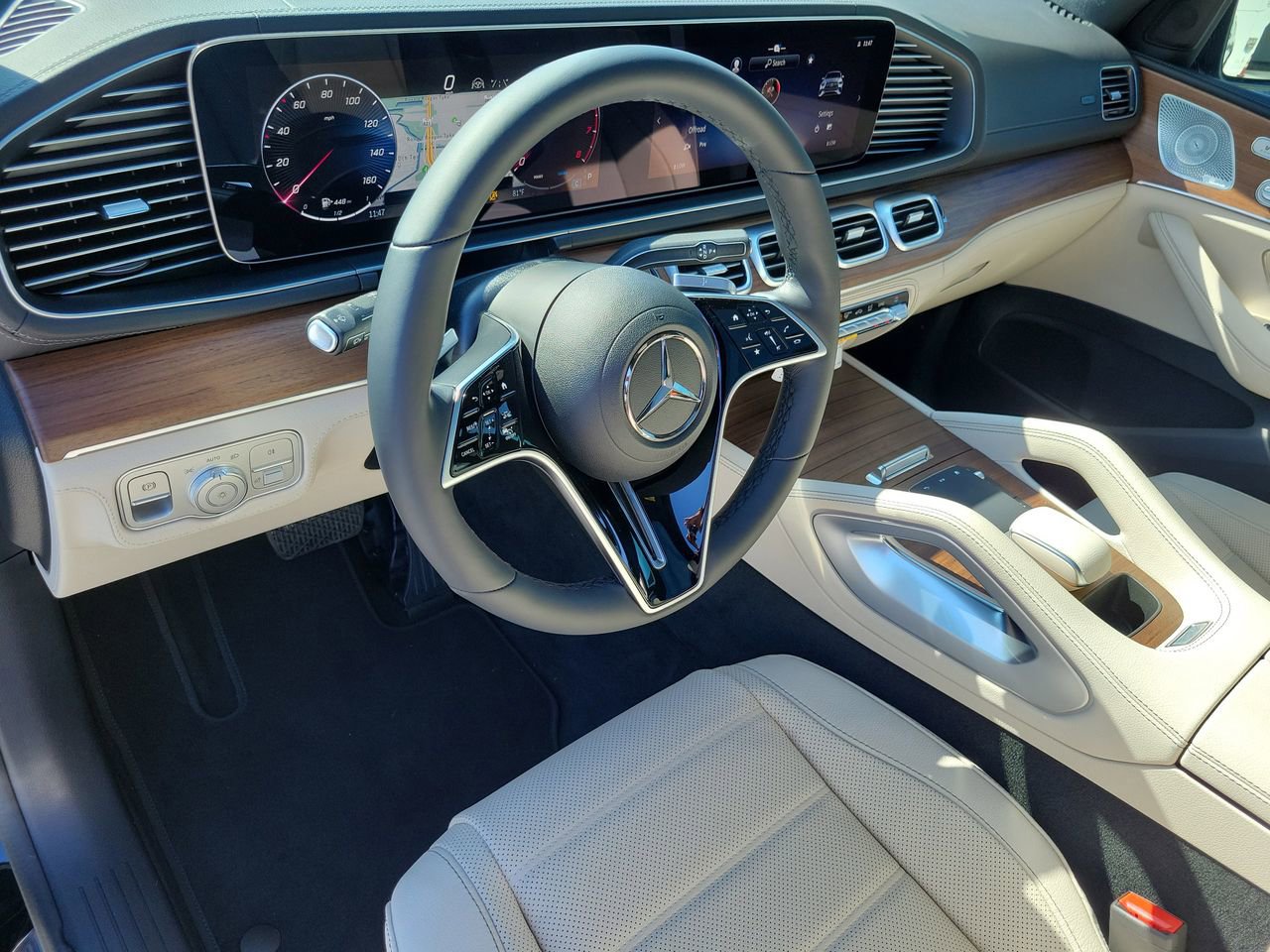 New 2026 Mercedes-Benz GLE 450 4MATIC Coupe image 23