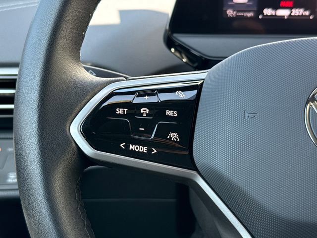 Used 2023 Volkswagen ID.4 Pro S image 37