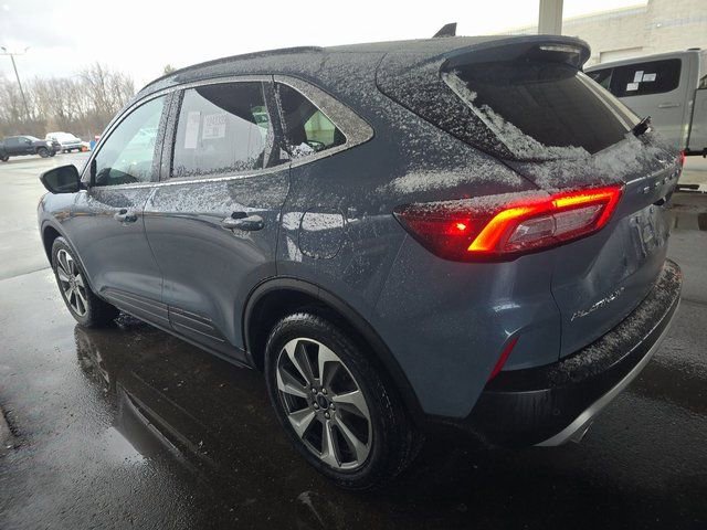 Used 2024 Ford Escape Platinum image 3