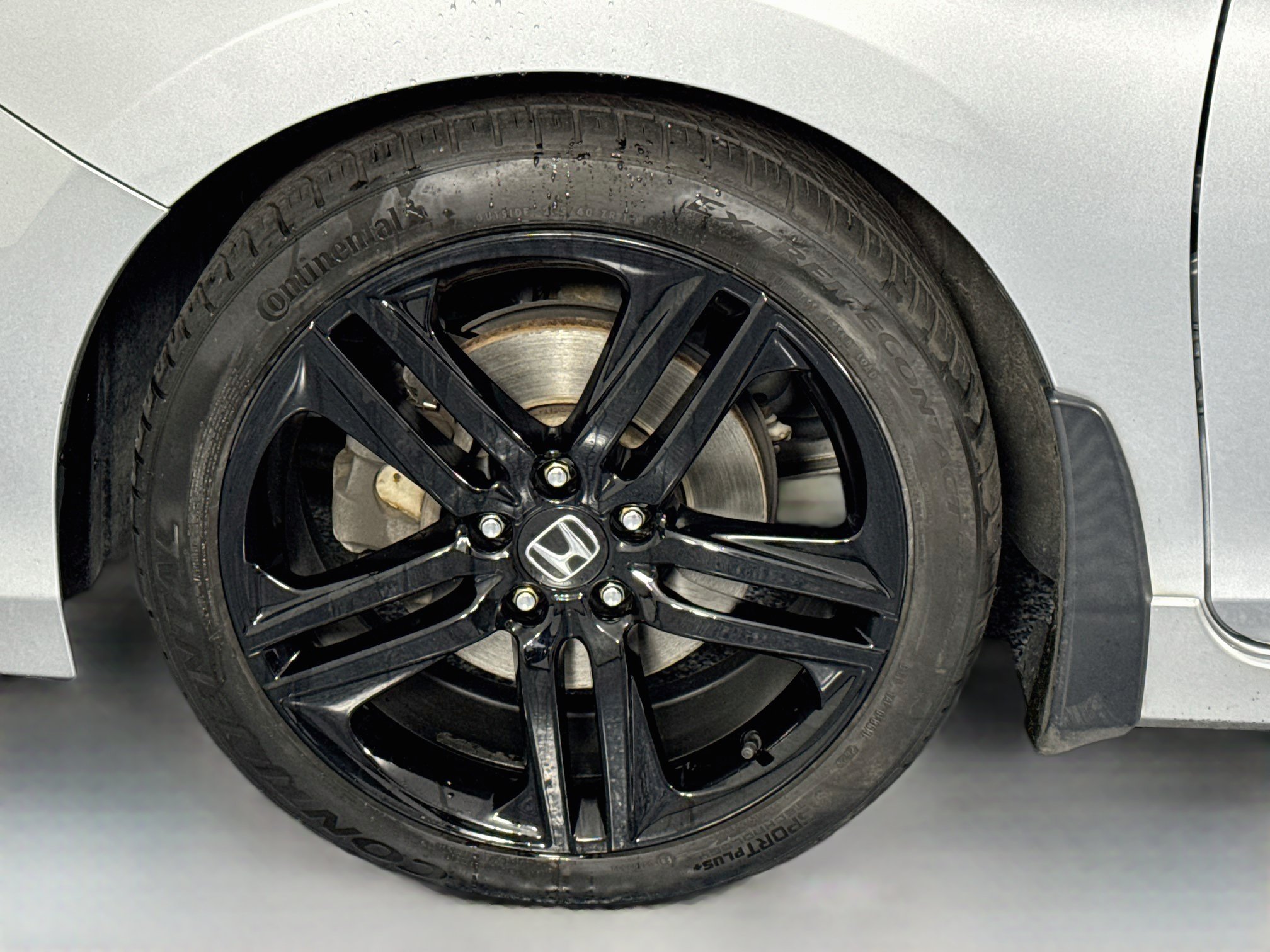 Used 2017 Honda Accord Touring image 32