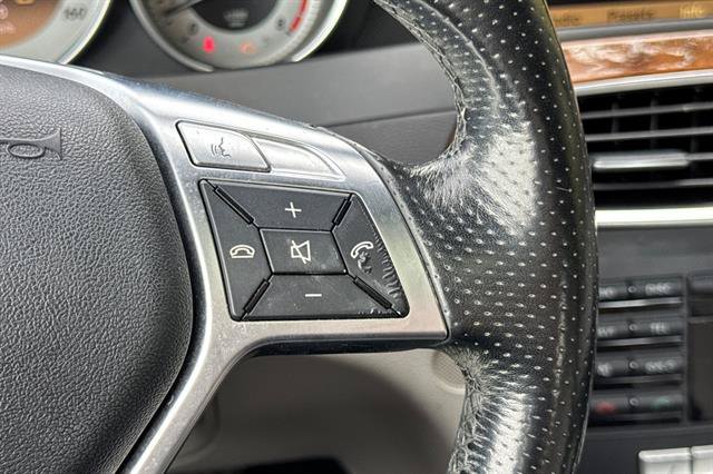 Used 2012 Mercedes-Benz C 350 Sport image 28