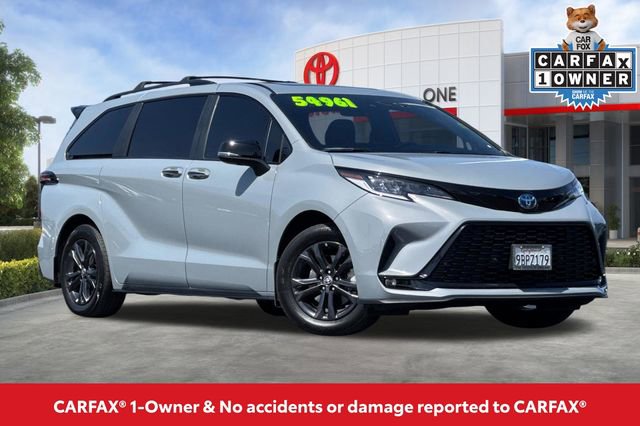 Certified 2025 Toyota Sienna XSE w/ XSE Premium Package AWD/4WD image 2