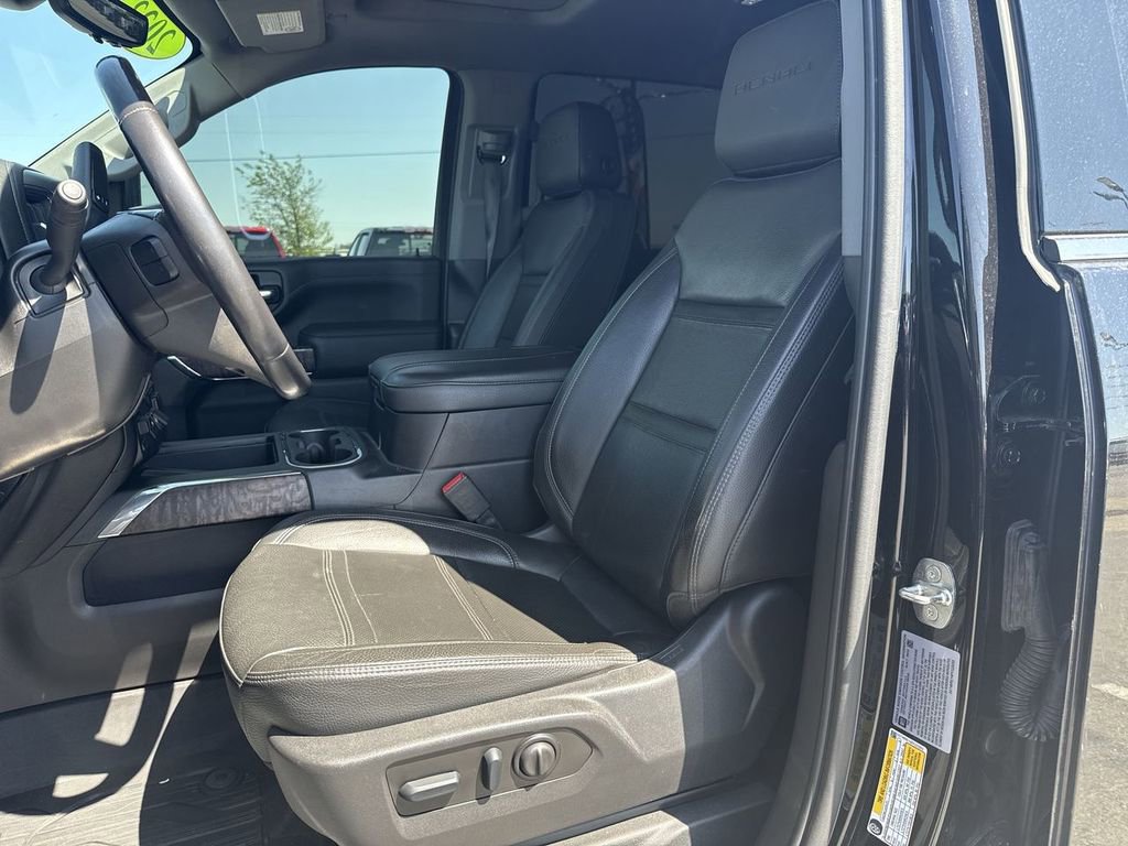 Used 2023 GMC Sierra 2500 Denali w/ Denali Black Diamond Edition AWD/4WD image 21