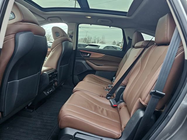 Used 2024 Acura MDX SH-AWD w/ Technology Package image 23