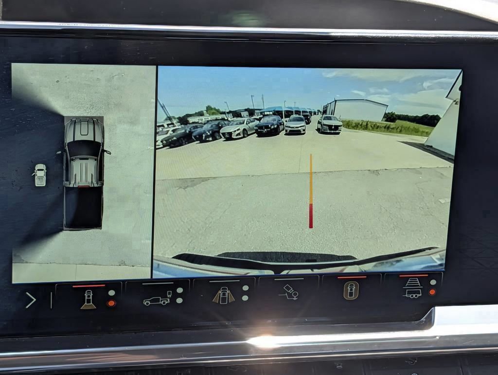 Used 2025 GMC Sierra 2500 SLT w/ SLT Convenience Package AWD/4WD image 36