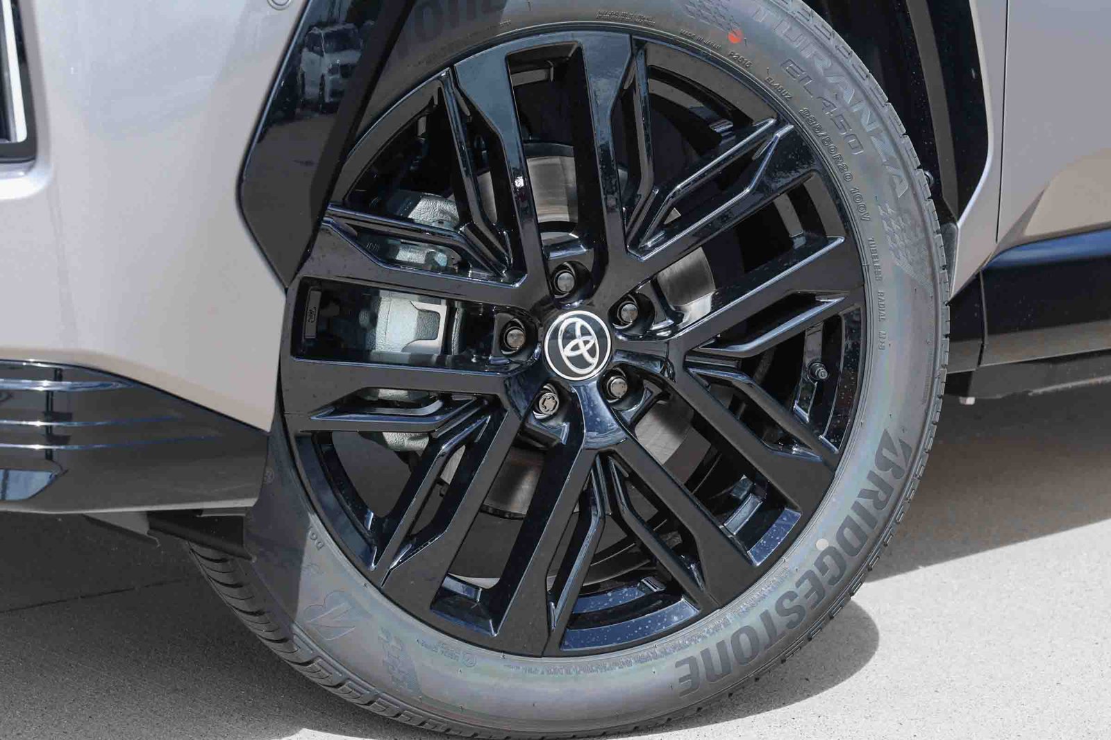 New 2026 Toyota RAV4 XSE w/ Panoramic Sun Roof Package AWD/4WD image 12