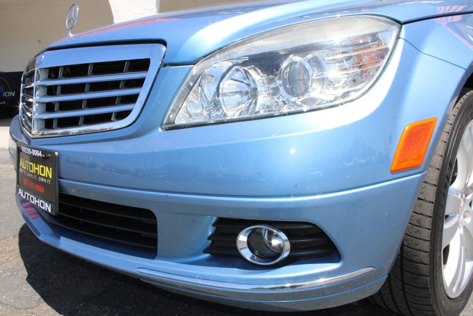 Used 2010 Mercedes-Benz C 300 Sedan image 4