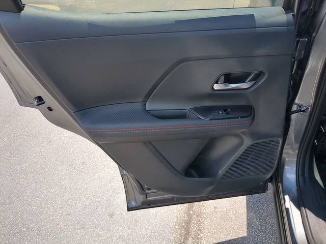 Certified 2025 Nissan Kicks SR FWD image 24