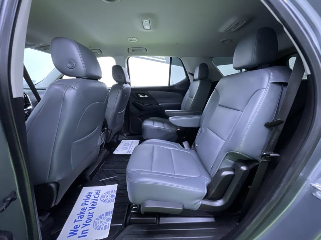 Used 2019 Chevrolet Traverse LT w/ LPO, 'HIT The Road' Package FWD image 26
