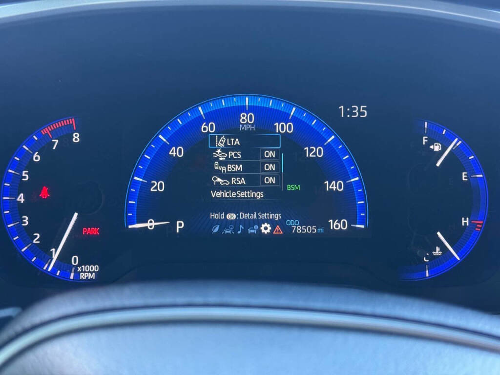 Used 2019 Toyota Corolla XSE image 19