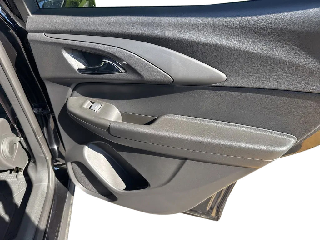 New 2026 Chevrolet TrailBlazer LT w/ Convenience Package FWD image 29