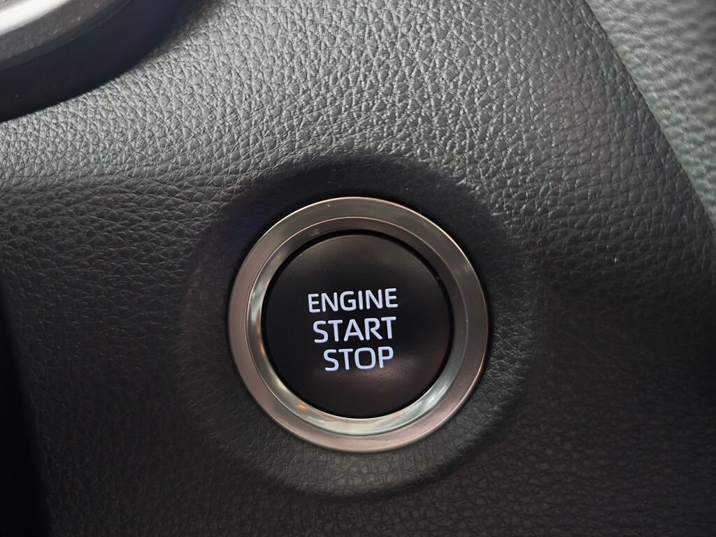 Used 2024 Toyota Corolla XSE FWD image 30