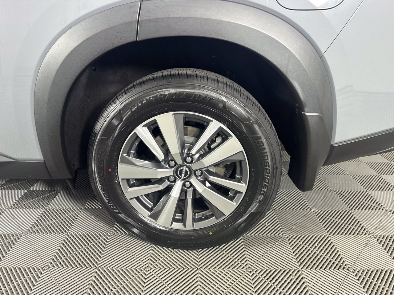 Used 2024 Nissan Pathfinder SL AWD/4WD image 36