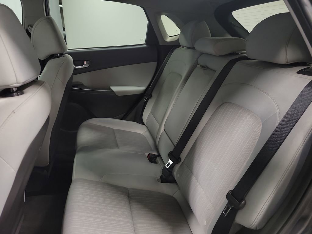 Used 2023 Hyundai Kona SEL w/ Convenience Package image 21