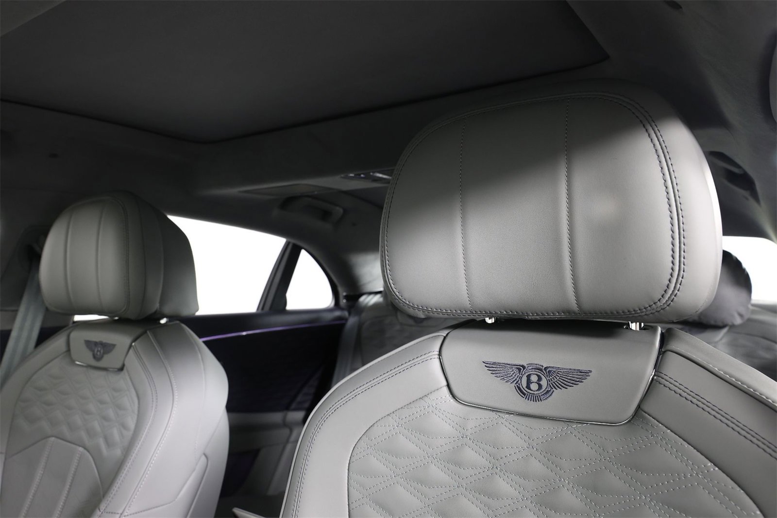 New 2025 Bentley Flying Spur Plug-In Hybrid image 25