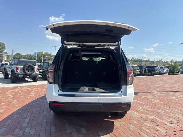 Used 2023 Chevrolet Tahoe RST w/ Luxury Package AWD/4WD image 29