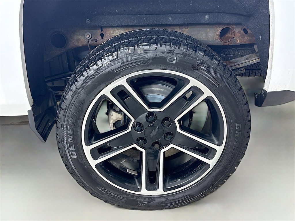 Used 2018 Chevrolet Silverado 1500 LT w/ LPO, Black Pack image 30