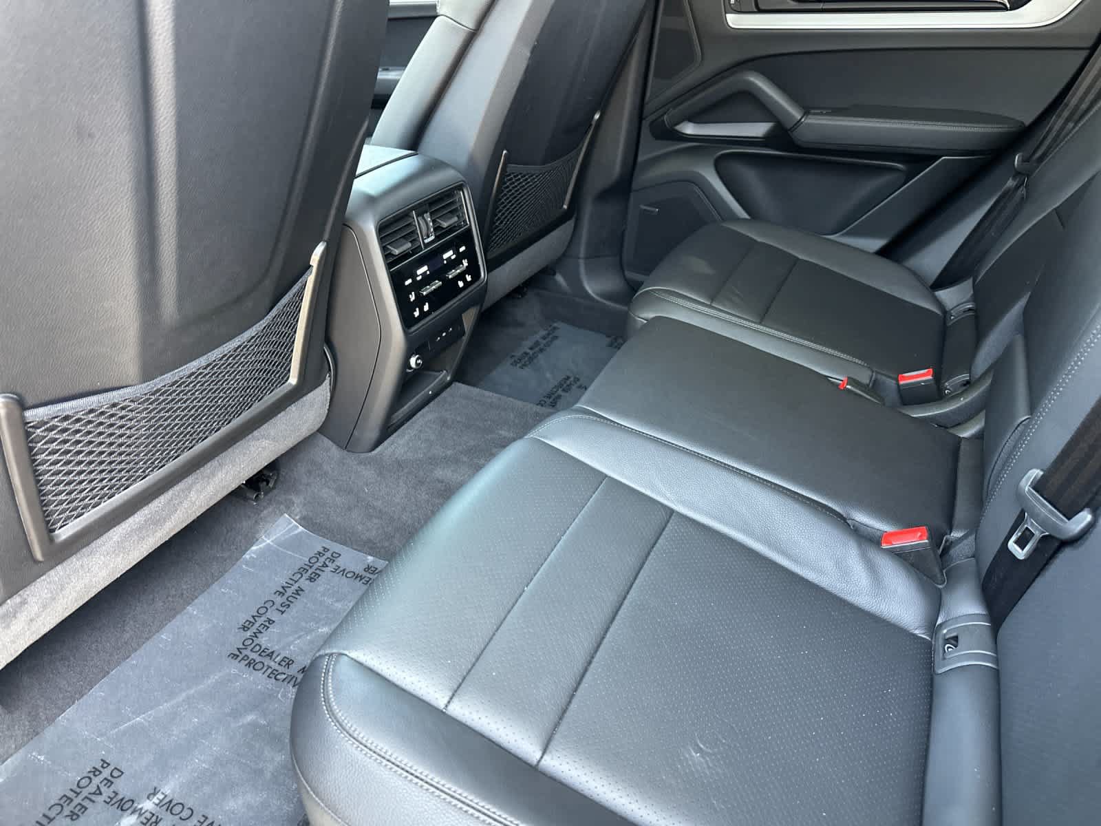 Certified 2025 Porsche Cayenne AWD/4WD image 13