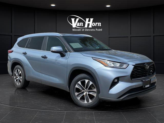 Used 2020 Toyota Highlander XLE