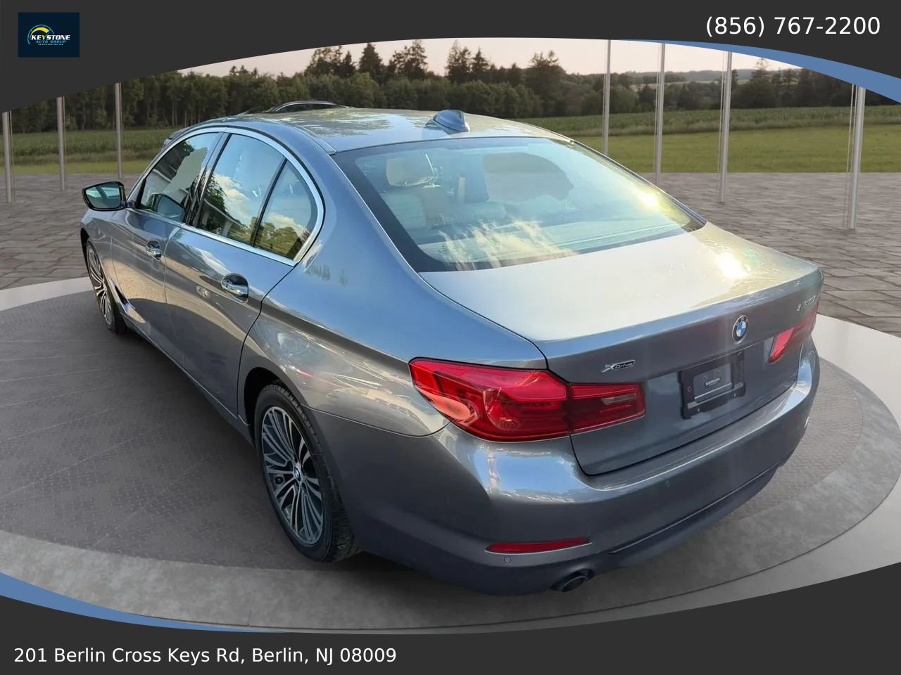 Used 2018 BMW 530i xDrive AWD/4WD image 3