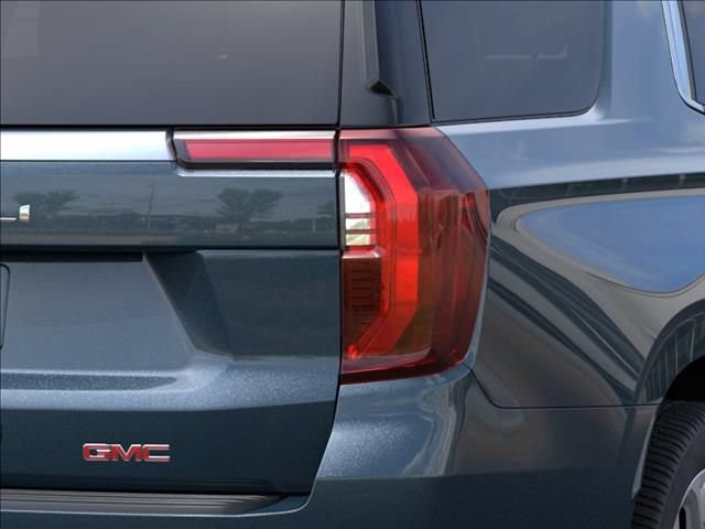 New 2026 GMC Yukon Denali w/ Sun & Power Step Package AWD/4WD image 11